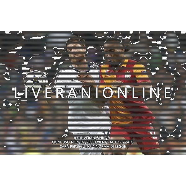 Real Madrid\'s Xabi Alonso and Galatasaray\'s Didier Drogba during quarter finals CHampions League match on March 3rd 2013. Photo: Cesar Cebolla / ALFAQUI AG ALDO LIVERANI S A S ONLY ITALY