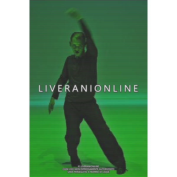 (130314) -- TAIPEI, March 14, 2013 () -- An artist performs Japanese choreographer Hiroki Umeda\'s solo dance production \'Haptic\' during a press preview in Taipei, southeast China\'s Taiwan, March 14, 2013. Hiroaki Umeda\'s choreographic works \'Haptic\' and \'4. temporal pattern\' will be staged during the 2013 Taiwan International Festival of Arts (TIFA) from March 15 to 17. (/Wu Ching-teng) (lmm) /AGENZIA ALDO LIVERANI SAS/ITALY ONLY - EDITORIAL USE ONLY