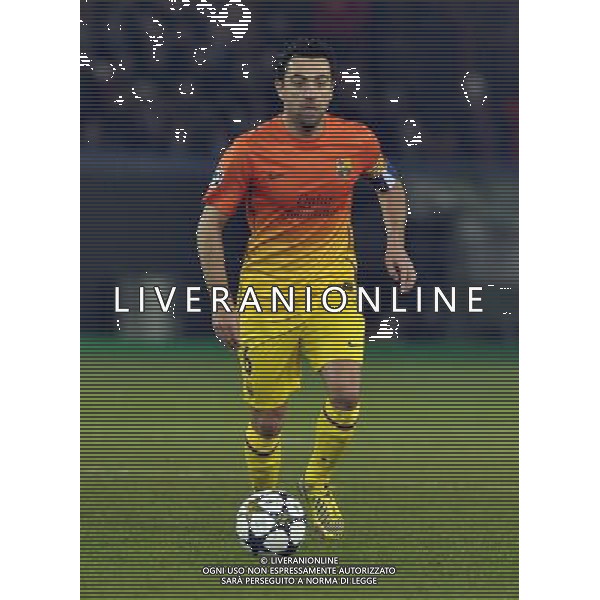 Parc des Princes, Paris Saint Germain v Barcelona (2-2) Champions League Quarter Final 1st Leg 02/04/2013 Xavi Hernandez (Barcelona) Photo: Roger Parker Fotosports International ©PHOTOSHOT/AGENZIA ALDO LIVERANI SAS - ITALY ONLY - EDITORIAL USE ONLY PSG Paris Saint Germain FC - FC Barcellona Gara di andata di UEFA Champions League quarti di finale allo stadio Parc des Princes a Parigi, Francia 2 aprile 2013