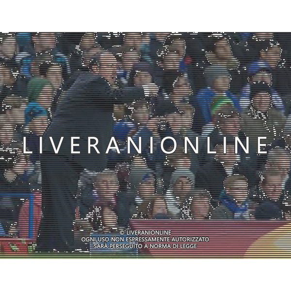 Chelsea\'s Manager Rafael Benitez urges his players on. Chelsea beat Rubin Kazan 3:1 Chelsea 04/04/13 Chelsea V Rubin Kazan 04/04/13 Europa League Quarter Final 1st Leg Photo: Richard Washbrooke Fotosports International ©PHOTOSHOT/AGENZIA ALDO LIVERANI SAS - ITALY ONLY - EDITORIAL USE ONLY Chelsea Vs Rubin Kazan Quarti di finale andata Europa League 04 aprile 2013