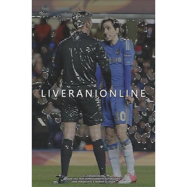 Chelsea\'s Yossi Benayoun appeals to the referee Gianluca Rocchi that Chelsea\'s John Terry did not hand ball the ball. Chelsea beat Rubin Kazan 3:1 Chelsea 04/04/13 Chelsea V Rubin Kazan 04/04/13 Europa League Quarter Final 1st Leg Photo: Richard Washbrooke Fotosports International ©PHOTOSHOT/AGENZIA ALDO LIVERANI SAS - ITALY ONLY - EDITORIAL USE ONLY Chelsea Vs Rubin Kazan Quarti di finale andata Europa League 04 aprile 2013