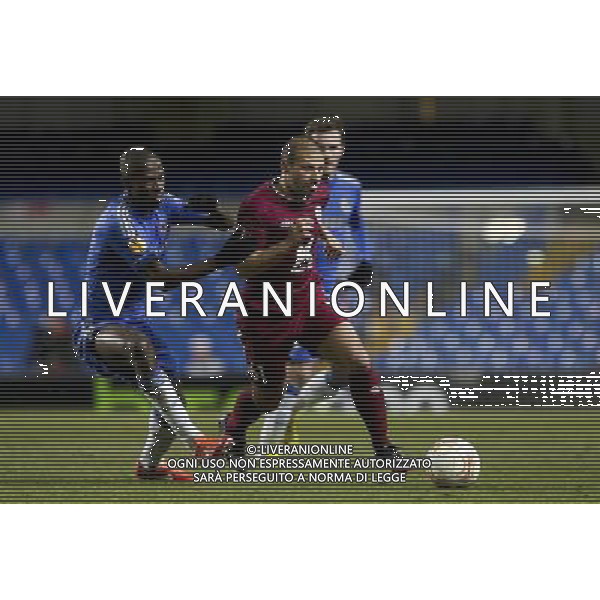 (130405) -- LONDON, April 5, 2013 () -- Rubin Kazan\'s Gokdeniz Karadeniz (Front) runs with the ball during the UEFA Europa League quarter-final first leg football match against Chelsea in London, capital of Britain, on April 4, 2013. Chelsea won the match 3-1. (/Tang Shi) ©PHOTOSHOT/AGENZIA ALDO LIVERANI SAS - ITALY ONLY - EDITORIAL USE ONLY Chelsea Vs Rubin Kazan Quarti di finale andata Europa League 04 aprile 2013
