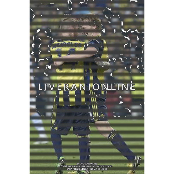 UEFA Europa League Quarterfinal match between Fenerbahce and Lazio at Sukru Saracoglu Stadium in Istanbul on April 4, 2013 Match scored: Fenerbahce 2 - Lazio 0 Pictured: Dirk Kuyt and Raul Meireles of Fenerbahce. PILKA NOZNA LIGA EUROPY SEZON 2012/2013 FOT.SESKIM PHOTO/NEWSPIX.PL TURKEY, GERMANY, AUSTRIA AND UK OUT !!! --- Newspix.pl AG ALDO LIVERANI S A S ONLY ITALY *** Local Caption *** www.newspix.pl mail us: info@newspix.pl call us: 0048 022 23 22 222 --- Polish Picture Agency by Ringier Axel Springer Poland
