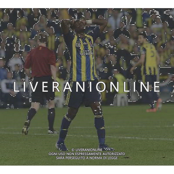 UEFA Europa League Quarterfinal match between Fenerbahce and Lazio at Sukru Saracoglu Stadium in Istanbul on April 4, 2013 Match scored: Fenerbahce 2 - Lazio 0 Pictured: Moussa Sow of Fenerbahce. PILKA NOZNA LIGA EUROPY SEZON 2012/2013 FOT.SESKIM PHOTO/NEWSPIX.PL TURKEY, GERMANY, AUSTRIA AND UK OUT !!! --- Newspix.pl AG ALDO LIVERANI S A S ONLY ITALY *** Local Caption *** www.newspix.pl mail us: info@newspix.pl call us: 0048 022 23 22 222 --- Polish Picture Agency by Ringier Axel Springer Poland