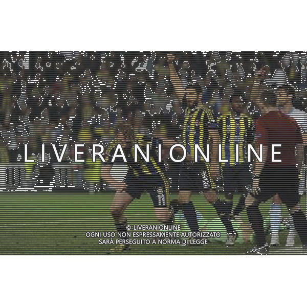 UEFA Europa League Quarterfinal match between Fenerbahce and Lazio at Sukru Saracoglu Stadium in Istanbul on April 4, 2013 Match scored: Fenerbahce 2 - Lazio 0 Pictured: Dirk Kuyt of Fenerbahce. PILKA NOZNA LIGA EUROPY SEZON 2012/2013 FOT.SESKIM PHOTO/NEWSPIX.PL TURKEY, GERMANY, AUSTRIA AND UK OUT !!! --- Newspix.pl AG ALDO LIVERANI S A S ONLY ITALY *** Local Caption *** www.newspix.pl mail us: info@newspix.pl call us: 0048 022 23 22 222 --- Polish Picture Agency by Ringier Axel Springer Poland