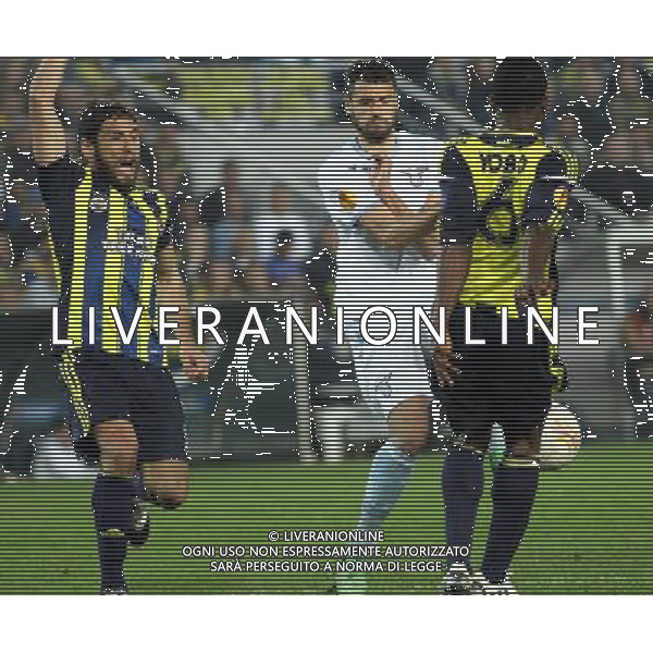 UEFA Europa League Quarterfinal match between Fenerbahce and Lazio at Sukru Saracoglu Stadium in Istanbul on April 4, 2013 Match scored: Fenerbahce 2 - Lazio 0 Pictured: Egemen Korkmaz (L) of Fenerbahce and Antonio Candreva of Lazio. PILKA NOZNA LIGA EUROPY SEZON 2012/2013 FOT.SESKIM PHOTO/NEWSPIX.PL TURKEY, GERMANY, AUSTRIA AND UK OUT !!! --- Newspix.pl AG ALDO LIVERANI S A S ONLY ITALY *** Local Caption *** www.newspix.pl mail us: info@newspix.pl call us: 0048 022 23 22 222 --- Polish Picture Agency by Ringier Axel Springer Poland