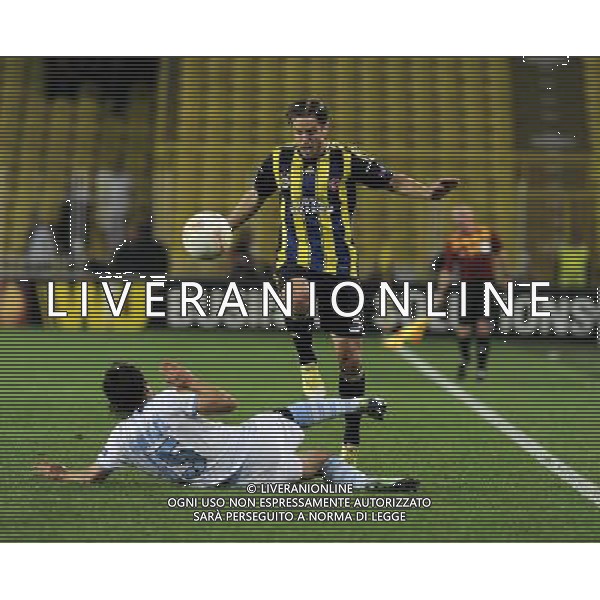 UEFA Europa League Quarterfinal match between Fenerbahce and Lazio at Sukru Saracoglu Stadium in Istanbul on April 4, 2013 Pictured: Reto Ziegler of Fenerbahce and Alvaro Gonzalez of Lazio. PILKA NOZNA LIGA EUROPY SEZON 2012/2013 FOT.SESKIM PHOTO/NEWSPIX.PL TURKEY, GERMANY, AUSTRIA AND UK OUT !!! --- Newspix.pl AG ALDO LIVERANI S A S ONLY ITALY *** Local Caption *** www.newspix.pl mail us: info@newspix.pl call us: 0048 022 23 22 222 --- Polish Picture Agency by Ringier Axel Springer Poland