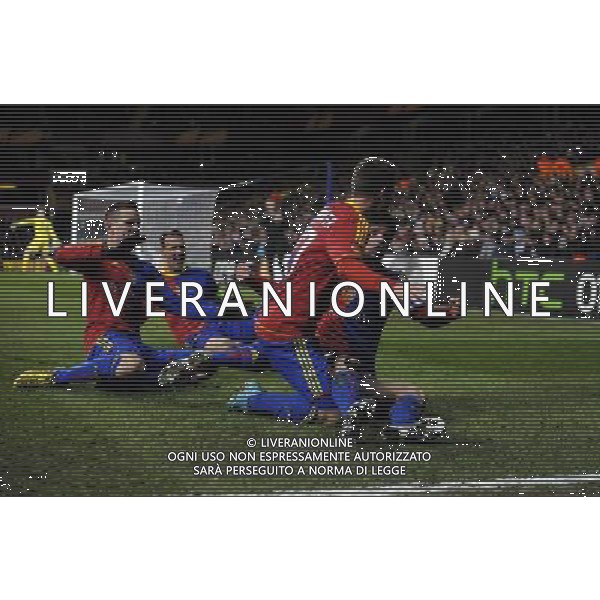 Valentin Stocker Celebrates Scoring 1st goal with team mates FC Basel 1893 2012/13 Tottenham Hotspur V FC Basel (2-2) 04/04/13 UEFA Europa League Photo: Robin Parker Fotosports International ©photoshot/AGENZIA ALDO LIVERANI SAS - ITALY ONLY - EDITORIAL USE ONLY - ©PHOTOSHOT/AGENZIA ALDO LIVERANI SAS - ITALY ONLY - Tottenham Hotspur Vs FC Basilea Quarti di finale andata UEFA Europa League 04 aprile 2013