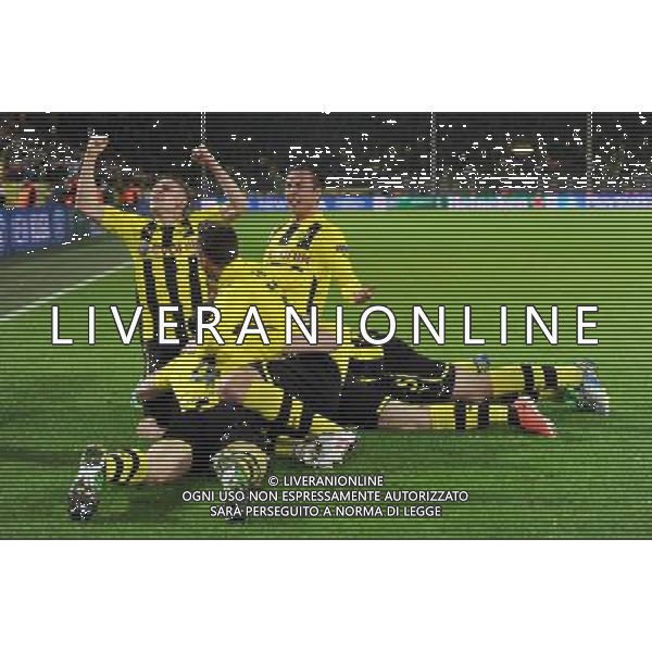 firo Fu§ball, Fussball, CL, UEFA Champions League, Saison 2012/2013, Viertelfinale, 09.04.2013, BVB, Borussia Dortmund - Malaga CF, Malˆga CF 3:2 Torjubel, Jubel, Felipe Santana, BVB, Tor zum 3:2, Jubel mit Neven Subotic, BVB, Julian Schieber, BVB, Mats Hummels, BVB, hinten jubeln Lukasz Piszczek, BVB und Mario Gštze Goetze, BVB, Gestik, Highlight $worldrightsEs gelten unsere AGB, einsehbar auf www.firosportphoto.de copyright by firo sportphoto: Coesfelder Stra§e 207Ê 48249 D † L M E N (Duelmen) www.firosportphoto.de mail@firosportphoto.de (V o l k s b a n k B o c h u m - W i t t e n ) BLZ.: 430 601 29 Kt. Nr.: 341 117 100 Tel:Ê 02594-9916004 Fax:Ê 02594-9916005 AG ALDO LIVERANI S A S ONLY ITALY