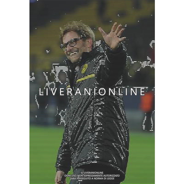 firo Fu§ball, Fussball, CL, UEFA Champions League, Saison 2012/2013, Viertelfinale, 09.04.2013, BVB, Borussia Dortmund - Malaga CF, Malˆga CF 3:2 Jubel, Freude nach dem Spiel, Spielende, JŸrgen Klopp, Trainer BVB, Gestik, Lacht, freut sich, jubelt $worldrightsEs gelten unsere AGB, einsehbar auf www.firosportphoto.de copyright by firo sportphoto: Coesfelder Stra§e 207Ê 48249 D † L M E N (Duelmen) www.firosportphoto.de mail@firosportphoto.de (V o l k s b a n k B o c h u m - W i t t e n ) BLZ.: 430 601 29 Kt. Nr.: 341 117 100 Tel:Ê 02594-9916004 Fax:Ê 02594-9916005 AG ALDO LIVERANI S A S ONLY ITALY