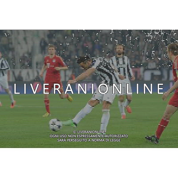 UEFA Champions League - Quarti di finale gara di ritorno Torino 10-04-2013 Juventus - Bayern Monaco nella foto Quagliarella colpisce il palo sullo 0 a 0 foto Roberto Garavaglia - ag. Aldo Liverani