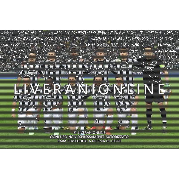 UEFA Champions League - Quarti di finale gara di ritorno Torino 10-04-2013 Juventus - Bayern Monaco nella foto la formazione della Juventus in piedi da SX Mirko Vucinic - Giorgio Chiellini - Paul Pogba - Andrea Barazgli - Leonardo Bonucci - Gianluigi Buffon; in basso da SX Fabio Quagliarella - Kwadwo Asamoah - Claudio Marchisio - Andrea Pirlo - Simone Padoin foto Roberto Garavaglia - ag. Aldo Liverani