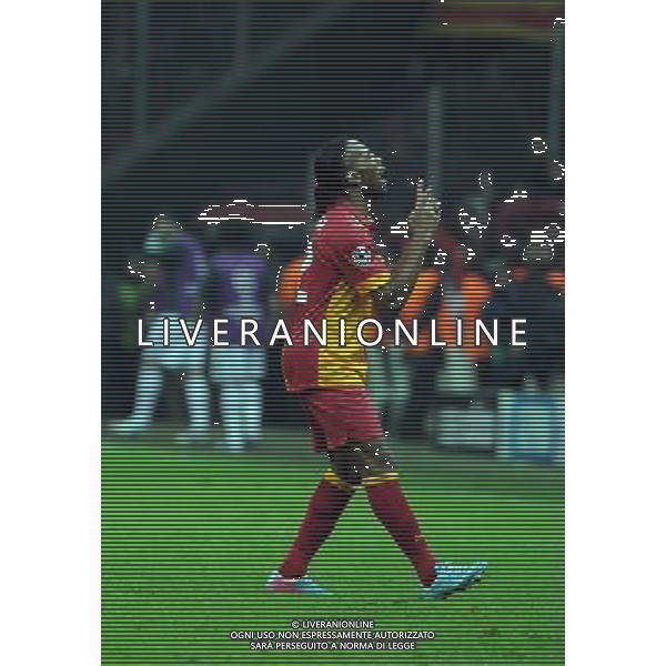 (130410) -- ISTANBUL, April 10, 2013 () -- Galatasaray\'s Didier Drogba celebrates after scoring a goal during the UEFA Champions League quarter final second leg soccer match between Galatasaray and Real Madrid in Istanbul, Turkey, April 9, 2013. Real Madrid lost 2-3 but entered the semifinal with a total result 5-3.(/Ma Yan) ©PHOTOSHOT/AGENZIA ALDO LIVERANI SAS - ITALY ONLY - Galatasaray - Real Madrid UEFA Champions League Quarti di Finale di ritorno a Istanbul, in Turchia 9 Aprile 2013