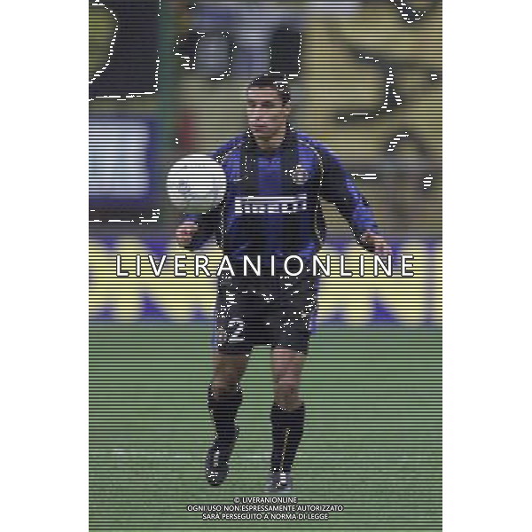 MILANO, 21-02-02 DFP/MARCO LUSSOSO INTER-AEK ATENE (COPPA UEFA) NELLA FOTO: IVAN CORDOBA AG ALDO LIVERANI S A S