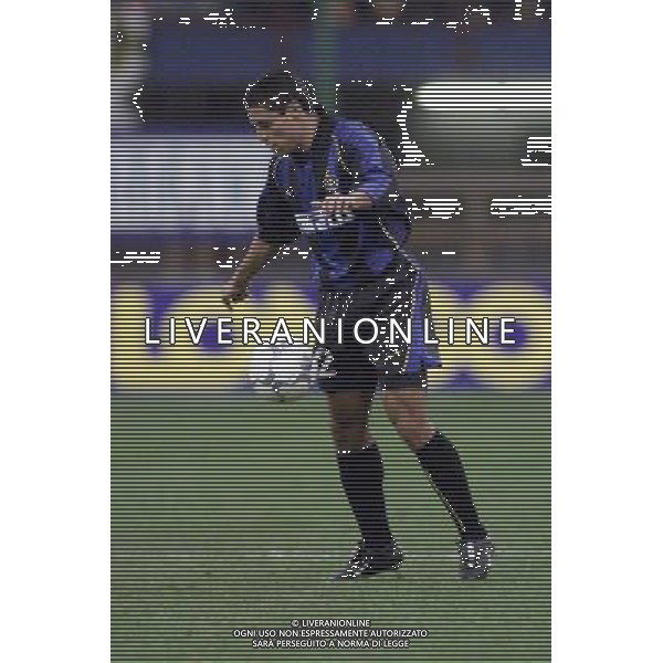 MILANO, 21-02-02 DFP/MARCO LUSSOSO INTER-AEK ATENE (COPPA UEFA) NELLA FOTO: IVAN CORDOBA AG ALDO LIVERANI S A S