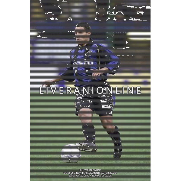 MILANO, 21-02-02 DFP/MARCO LUSSOSO INTER-AEK ATENE (COPPA UEFA) NELLA FOTO: IVAN CORDOBA AG ALDO LIVERANI S A S