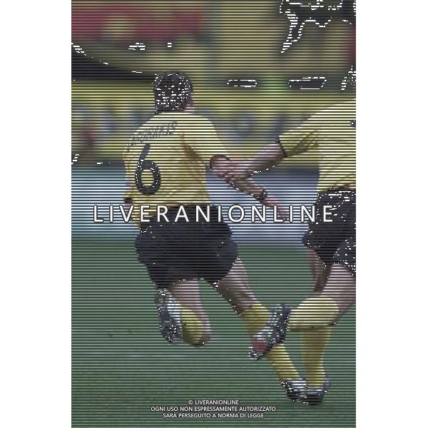 MILANO, 21-02-02 DFP/MARCO LUSSOSO INTER-AEK ATENE (COPPA UEFA) NELLA FOTO: ESULTANZA DELL\'AEK AG ALDO LIVERANI S A S