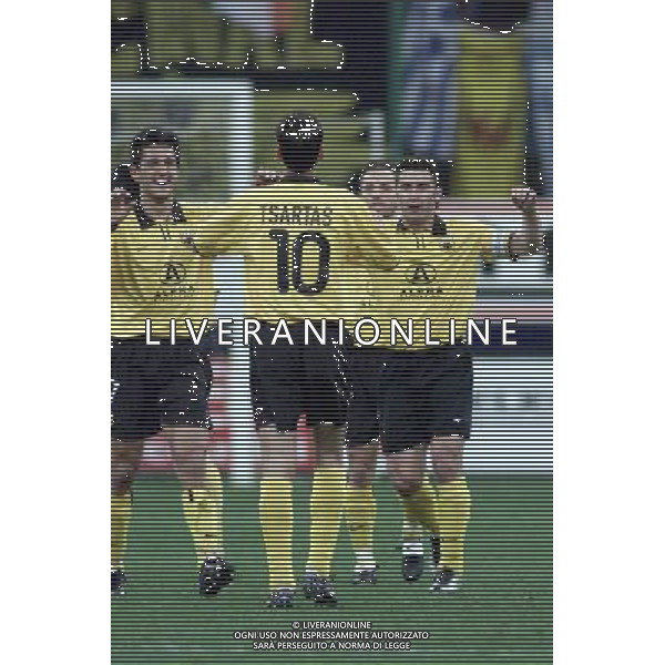MILANO, 21-02-02 DFP/MARCO LUSSOSO INTER-AEK ATENE (COPPA UEFA) NELLA FOTO: ESULTANZA DELL\'AEK AG ALDO LIVERANI S A S