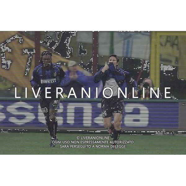 MILANO, 21-02-02 DFP/MARCO LUSSOSO INTER-AEK ATENE (COPPA UEFA) NELLA FOTO: ESULTANZA DI ZANETTI AG ALDO LIVERANI S A S