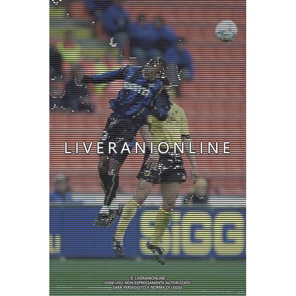 MILANO, 21-02-02 DFP/MARCO LUSSOSO INTER-AEK ATENE (COPPA UEFA) NELLA FOTO: MOHAMMED KALLON AG ALDO LIVERANI S A S
