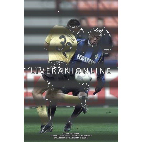 MILANO, 21-02-02 DFP/MARCO LUSSOSO INTER-AEK ATENE (COPPA UEFA) NELLA FOTO: MOHAMMED KALLON AG ALDO LIVERANI S A S