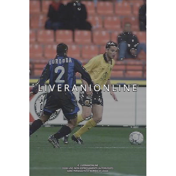 MILANO, 21-02-02 DFP/MARCO LUSSOSO INTER-AEK ATENE (COPPA UEFA) NELLA FOTO: LAKIS AG ALDO LIVERANI S A S