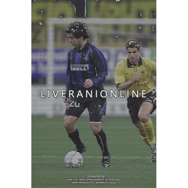 MILANO, 21-02-02 DFP/MARCO LUSSOSO INTER-AEK ATENE (COPPA UEFA) NELLA FOTO: ALVARO RECOBA AG ALDO LIVERANI S A S