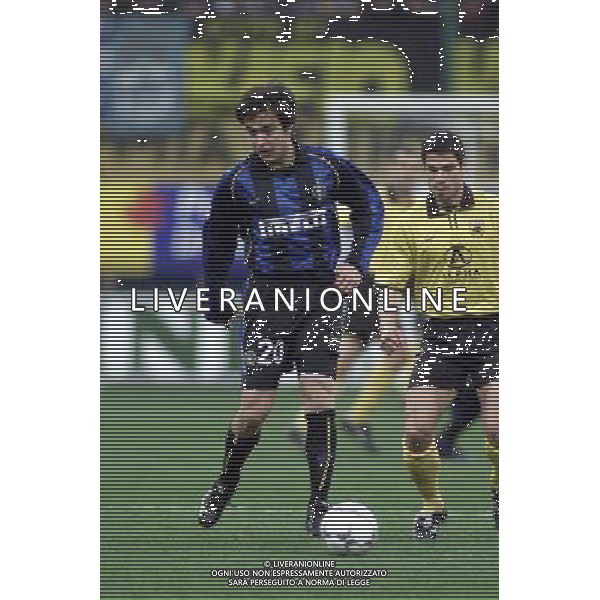MILANO, 21-02-02 DFP/MARCO LUSSOSO INTER-AEK ATENE (COPPA UEFA) NELLA FOTO: ALVARO RECOBA AG ALDO LIVERANI S A S