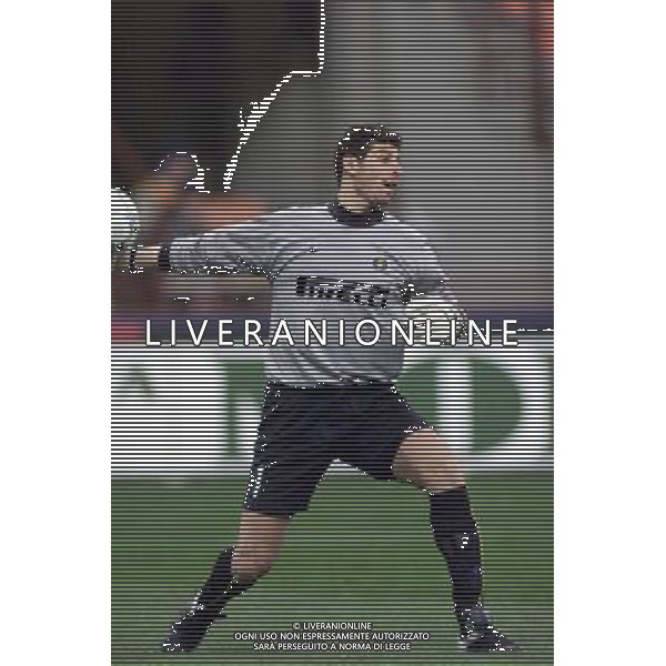 MILANO, 21-02-02 DFP/MARCO LUSSOSO INTER-AEK ATENE (COPPA UEFA) NELLA FOTO: FRANCESCO TOLDO AG ALDO LIVERANI S A S