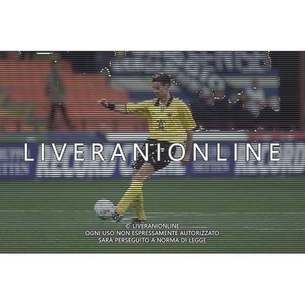 MILANO, 21-02-02 DFP/MARCO LUSSOSO INTER-AEK ATENE (COPPA UEFA) NELLA FOTO: TSARTAS AG ALDO LIVERANI S A S