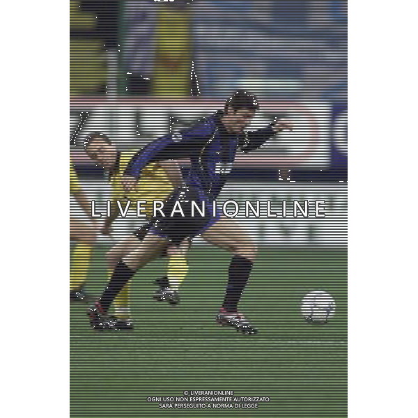 MILANO, 21-02-02 DFP/MARCO LUSSOSO INTER-AEK ATENE (COPPA UEFA) NELLA FOTO: JAVIER ZANETTI AG ALDO LIVERANI S A S