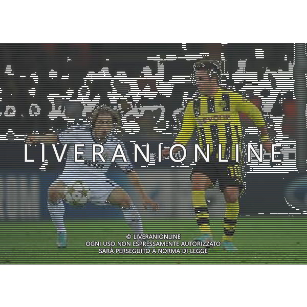 firo : Fu§ball,Fussball : 24.10.2012 CL, Champions League UEFA, Saison 2012/2013 BVB, Borussia Dortmund - Real Madrid 2:1 Mario G…TZE, BVB , rechts gegen MODRIC $worldrightsEs gelten unsere AGB, einsehbar auf www.firosportphoto.de, copyright by firo sportphoto: Coesfelder Str. 207 D-48249 DŸlmen www.firosportphoto.de mail@firosportphoto.de (V o l k s b a n k B o c h u m - W i t t e n ) BLZ.: 430 601 29 Kt. Nr.: 341 117 100 Tel:Ê +49-2594-9916004 Fax:Ê+49-2594-9916005 ©FIROSPORTPHOTO/AGENZIA ALDO LIVERANI SAS - ITALY ONLY - EDITORIAL USE ONLY