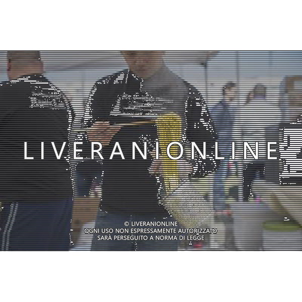 Foodies from around the city flock to opening day at the Smorgasburg in East River State Park in the Williamsburg neighborhood of Brooklyn in New York on Saturday, April 6, 2013. The marketplace features prepared and artisanal foods made in Brooklyn by small entrepreneurs. In the two years the market has been in operation it has provided a venue for numerous chefs and cooks to sell their wares, some of whom have grown into large successful businesses. (å Frances M. Roberts) ©photoshot/AGENZIA ALDO LIVERANI SAS - ITALY ONLY - La vita quotidiana della popolazione di Williamsburg, Brooklyn, New York 6 Aprile 2013.