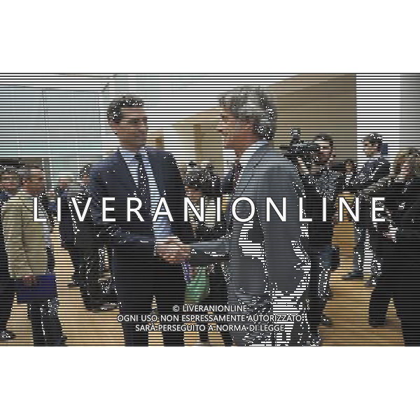 MILANO 16/4/2013 AULA MAGNA DELL\' UNIVERSITA\' BOCCONI VIA GOBBI COMMEMORAZIONE DEL 100esimo ANNIVERSARIO DELLA NASCITA DI PIETRO BARILLA NELLA FOTO GUIDO BARILLA ED ANDREA SIRONI FOTO ROMANO/AG ALDO LIVERANI S.A.S. *** Local Caption *** anniversario della nascita di
