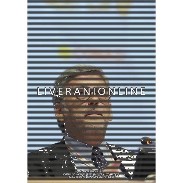 MILANO 22/4/2013 AUDITORIUM TESTORI. PALAZZO LOMBARDIA PRESENTAZIONE DELL\' ACCORDO TRA UNICREDIT E CONAD PER I PAGAMENTI A FAVORE DEI FORNITORI DEL GRUPPO DISTRIBUTIVO NELLA FOTO FRANCESCO PUGLIESE DIRETTORE GENERALE CONAD FOTO ROMANO/AG ALDO LIVERANI S.A.S.