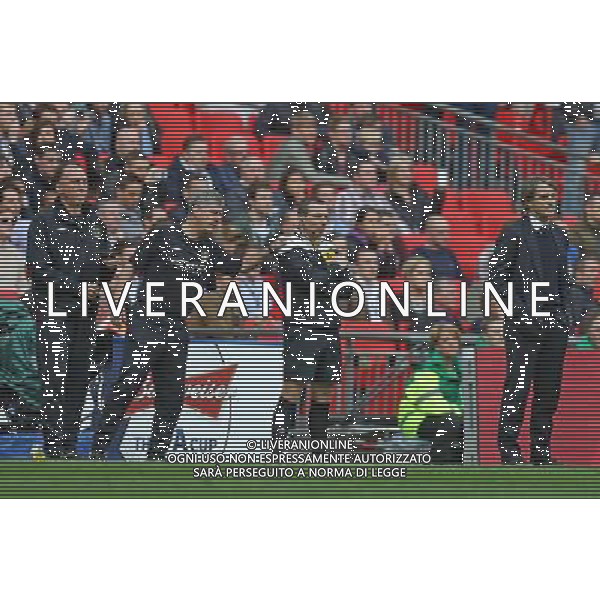 Manchester City\'s Manager Roberto Mancini and David Platt get headgy at the final part of the part during the Semifinal of the 2013 FA Cup between Manchester City and Chelsea FC at the Wembley Stadium in London ; Referee: Christopher Foy; on 14/04/2013. Picture by Marcello Pozzetti , ©IPS Photo Agency.Thatched Cottage - Wretham - Thetford .Norfolk IP24 1RH - .TEL 01953 499403. -Personal mobile: 07973 308 835 . AG ALDO LIVERANI S A S ONLY ITALY