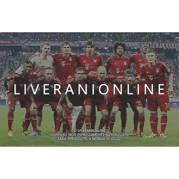 firo Fu§ball,Fussball, 23.04.2013 Uefa Champions League, Saison 2012/2013 Halbfinale, Hinspiel, FC Bayern MŸnchen, Muenchen, FCB, - FC Barcelona, 4 : 0, Mannschaft, Bayern MŸnchen, Mannschaftsfoto, hinten, v.l., Manuel Neuer, Bayern, Mario Gomez, Bayern, Javier Martinez, Bayern, Dante, Bayern, Jerome Boateng, Bayern, vorne, v.l., David Alaba, Bayern, Franck Ribery, Bayern,Philipp Lahm, Bayern, Arjen Robben, Bayern, Thomas MŸller, Mueller, Bayern, Bastian Schweinsteiger, Bayern, $worldrightsEs gelten unsere AGB, einsehbar auf www.firosportphoto.de copyright by firo sportphoto: Coesfelder Str.207 48249 DŸlmen www.firosportphoto.de mail@firosportphoto.de (V o l k s b a n k B o c h u m - W i t t e n ) BLZ.: 430 601 29 Kt. Nr.: 341 117 100 Tel:Ê 02594 - 9916004 Fax:Ê02594 - 9916005 AG ALDO LIVERANI S A S ONLY ITALY