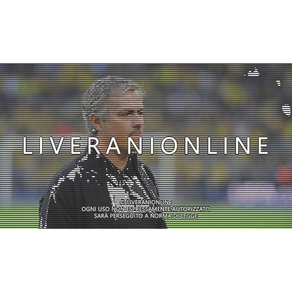 firo Fu§ball,Fussball, 24.04.2013 CL, UEFA Champions League, Saison 2012/2013, Halbfinale, Semifinal BVB, Borussia Dortmund - Real Madrid CF 4:1 Jose MOURINHO, Trainer Real Madrid, Mimik $worldrightsEs gelten unsere AGB, einsehbar auf www.firosportphoto.de copyright by firo sportphoto: Coesfelder Stra§e 207Ê 48249 D † L M E N (Duelmen) www.firosportphoto.de mail@firosportphoto.de (V o l k s b a n k B o c h u m - W i t t e n ) BLZ.: 430 601 29 Kt. Nr.: 341 117 100 Tel:Ê 02594-9916004 Fax:Ê 02594-9916005 AG ALDO LIVERANI S A S ONLY ITALY