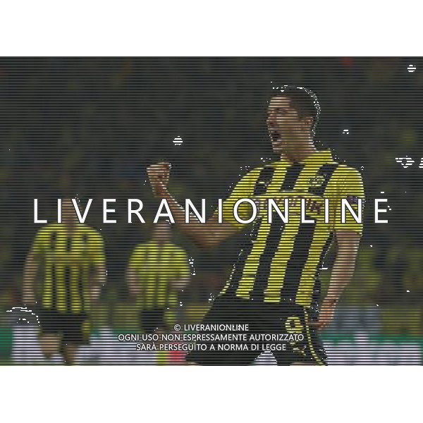 firo : FuÃŸball,Fussball, 24.04.2013 CL, Champions League, Saison 2012/2013 Halbfinale,Semifinal,Hinspiel, BVB, Borussia Dortmund - Real Madrid Jubel LEWANDOWSKI $worldrightsEs gelten unsere AGB, einsehbar auf www.firosportphoto.de, copyright by firo sportphoto: Coesfelder Str. 207 D-48249 DÃ¼lmen www.firosportphoto.de mail@firosportphoto.de (V o l k s b a n k B o c h u m - W i t t e n ) BLZ.: 430 601 29 Kt. Nr.: 341 117 100 Tel:Â  +49-2594-9916004 Fax:Â +49-2594-9916005 AG ALDO LIVERANI S A S ONLY ITALY