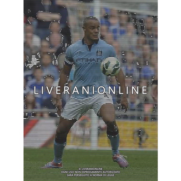 Wembley Stadium Chelsea v Manchester City (1-2) FA Cup Semi Final 14/04/13 Vincent Kompany (Manchester City) Photo: Roger Parker Parker Fotosports International ©PHOTOSHOT/AGENZIA ALDO LIVERANI SAS - ITALY ONLY - EDITORIAL USE ONLY