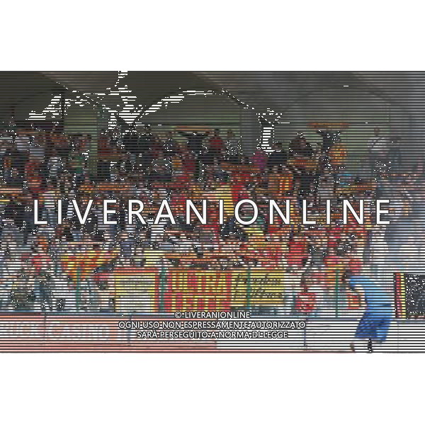 SUD TIROL ALTO ADIGE - LECCE CAMPIONATO LEGA PRO 28/04/2013 NELLA FOTO TIFOSI DEL LECCE ©GARBUIO/AGENZIA ALDO LIVERANI SAS