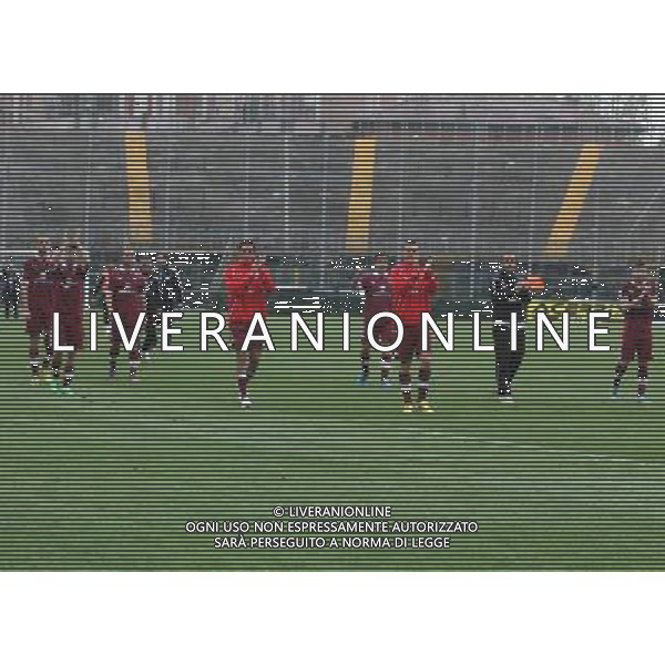 BERGAMO 30 APRILE 2013 , NELLA FOTO fine gara giocatori trapani ,ph.moro/ALDO LIVERANI ALBINOLEFFE - TRAPANI CAMPIONATO LEGA PRO 28/04/2013 ©/AGENZIA ALDO LIVERANI SAS