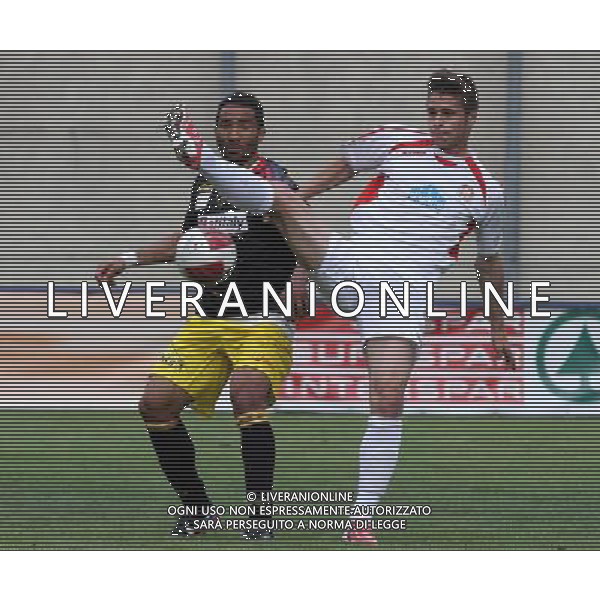 BOLZANO 28-04-2013 CAMPIONATO DIVISION LEGA PRO 2012-2013 SUDTIROL-LECCE NELLA FOTO:JEDA NEVES E DANIEL CAPPELLETTI FOTO PAOLA GARBUIO/AG.ALDO LIVERANI