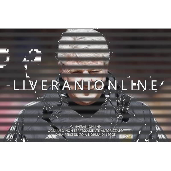 STEVE BRUCE HULL CITY FC MANAGER BARNSLEY V HULL FC NPOWER CHAMPIONSHIP OAKWELL, BARNSLEY, ENGLAND 27 April 2013 GAQ67924 WARNING! This Photograph May Only Be Used For Newspaper And/Or Magazine Editorial Purposes. May Not Be Used For Publications Involving 1 player, 1 Club Or 1 Competition Without Written Authorisation From Football DataCo Ltd. For Any Queries, Please Contact Football DataCo Ltd on +44 (0) 207 864 9121 AG ALDO LIVERANI S A S ONLY ITALY