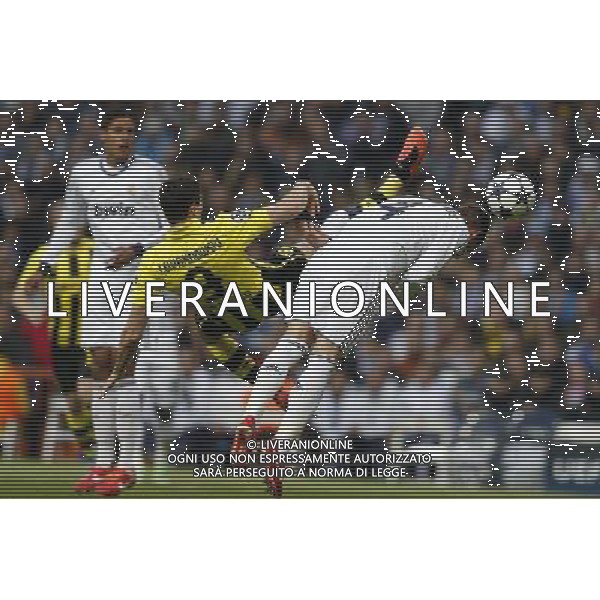 Real Madrid\'s Sergio Ramos and Borussia Dortmund\'s Lewandowsky during Champions League match on april 30th 2013. Photo: Cesar Cebolla / ALFAQUI AG ALDO LIVERANI S A S ONLY ITALY