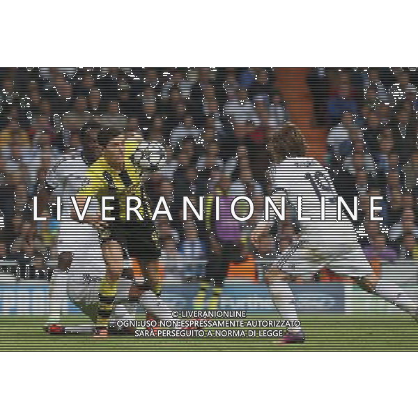 Madrid (30/04/2013).- Estadio Santiago Bernabeu. UEFA Champions League. Real Madrid - Borussia Dortmund. Luka Modric, Robert Lewandowski. Photo: Alex Cid-Fuentes / ALFAQUI AG ALDO LIVERANI S A S ONLY ITALY