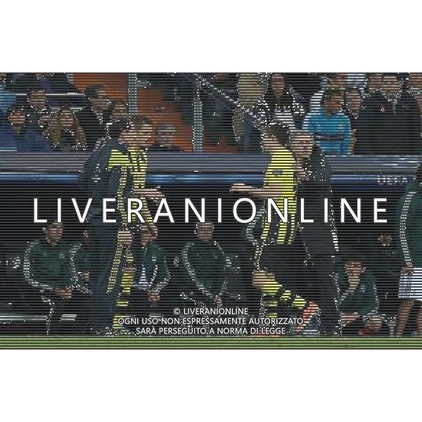 Madrid (30/04/2013).- Estadio Santiago Bernabeu. UEFA Champions League. Real Madrid - Borussia Dortmund. Robert Lewandowski, Jose Mourinho. Photo: Alex Cid-Fuentes / ALFAQUI AG ALDO LIVERANI S A S ONLY ITALY