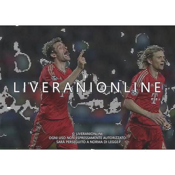 firo FuÃŸball, Fussball, 01.05.2013 Uefa Champions League, CL Saison 2012/2013 Halbfinale, RÃ¼ckspiel FC Barcelona - FCB FC Bayern MÃ¼nchen, Muenchen Jubel Freude SpaÃŸ Torschrei lacht Lachen Emotion Torjubel, #m25 $worldrights Es gelten unsere AGB, einsehbar auf www.firosportphoto.de copyright by firo sportphoto: Coesfelder Str.207 48249 DÃ¼lmen www.firosportphoto.de mail@firosportphoto.de (V o l k s b a n k B o c h u m - W i t t e n ) BLZ.: 430 601 29 Kt. Nr.: 341 117 100 Tel:Â  02594 - 9916004 Fax:Â 02594 - 9916005 