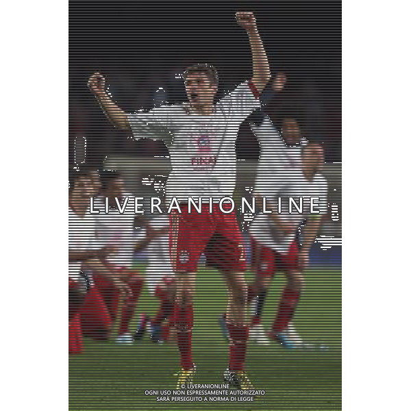 firo FuÃŸball, Fussball, 01.05.2013 Uefa Champions League, CL Saison 2012/2013 Halbfinale, RÃ¼ckspiel FC Barcelona - FCB FC Bayern MÃ¼nchen, Muenchen FCB Thomas MÃ¼ller Mueller, jubel, tanz $worldrights Es gelten unsere AGB, einsehbar auf www.firosportphoto.de copyright by firo sportphoto: Coesfelder Str.207 48249 DÃ¼lmen www.firosportphoto.de mail@firosportphoto.de (V o l k s b a n k B o c h u m - W i t t e n ) BLZ.: 430 601 29 Kt. Nr.: 341 117 100 Tel:Â  02594 - 9916004 Fax:Â 02594 - 9916005 
