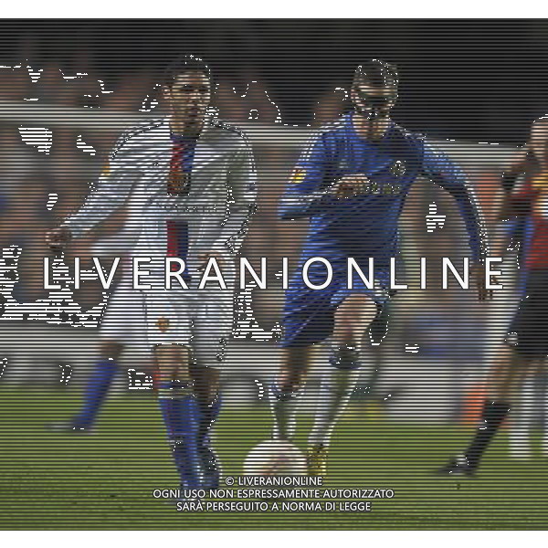 Stamford Bridge Chelsea v Basel (3-1, 5-2) 02/05/2013 Europa League Semi-Final 2nd leg Fernando Torres (Chelsea) Mohamed Eleny (Basel) Photo: Roger Parker Fotosports International ©photoshot/AGENZIA ALDO LIVERANI SAS - ITALY ONLY - Chelsea - Basilea semifinale di ritorno Europa League 02 maggio 2013